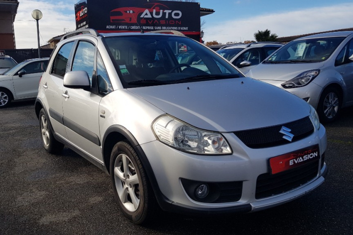 SUZUKI SX4