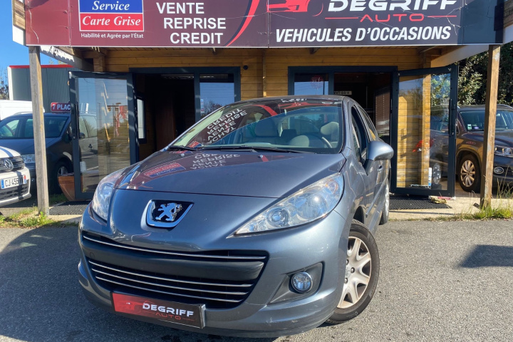 PEUGEOT 207