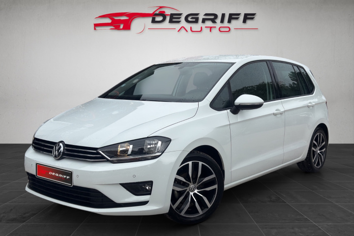VOLKSWAGEN GOLF SPORTSVAN