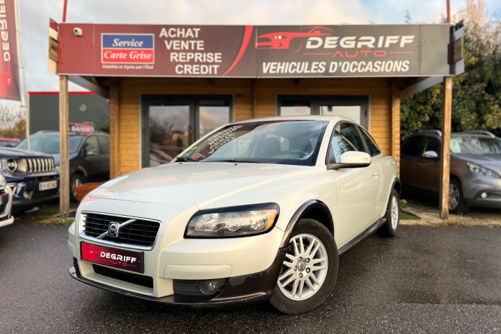 VOLVO C30