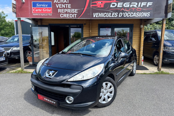 PEUGEOT 207